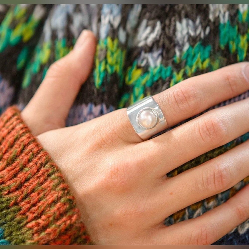 🥰 MODERN PEARL RING - Picture 10 of 10